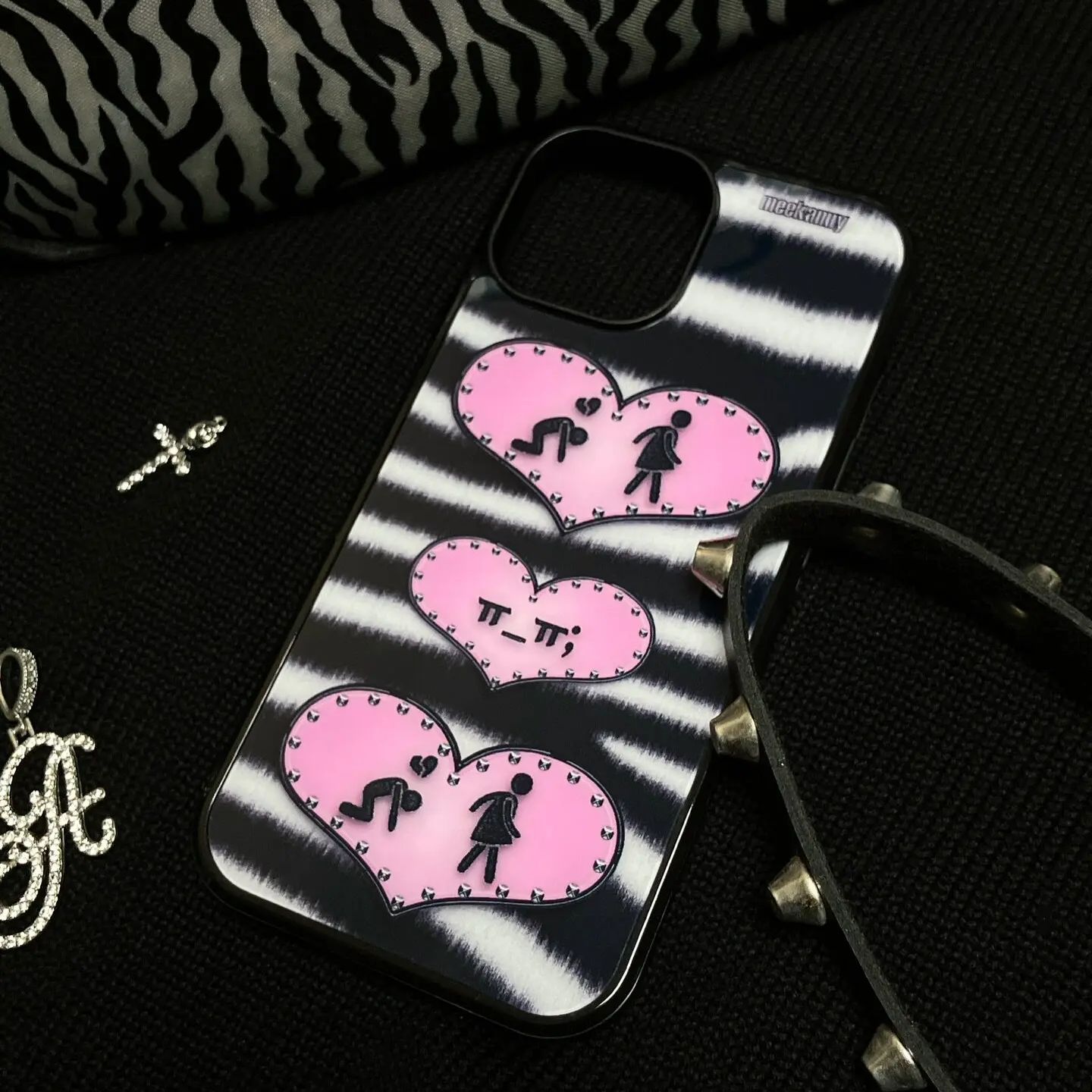 Niche Personality Ins Black an - Phone Cases Custom ulasan dan harga