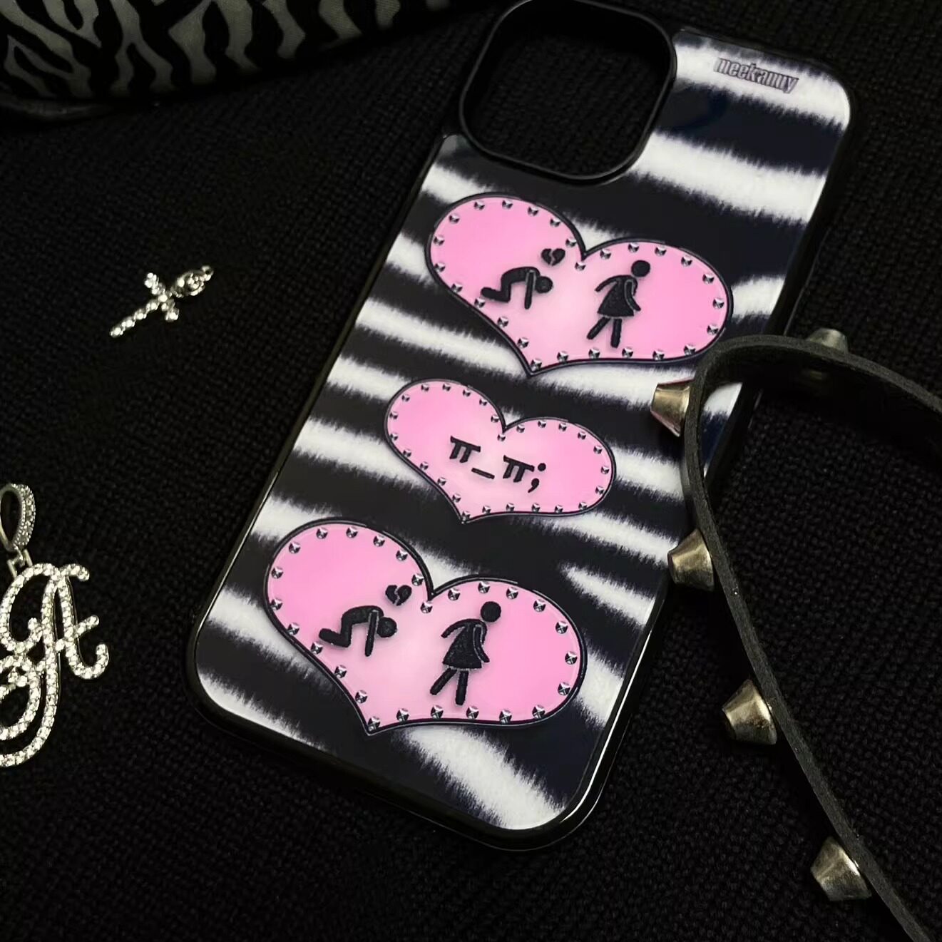 Niche Personality Ins Black an - Phone Cases Custom ulasan dan harga